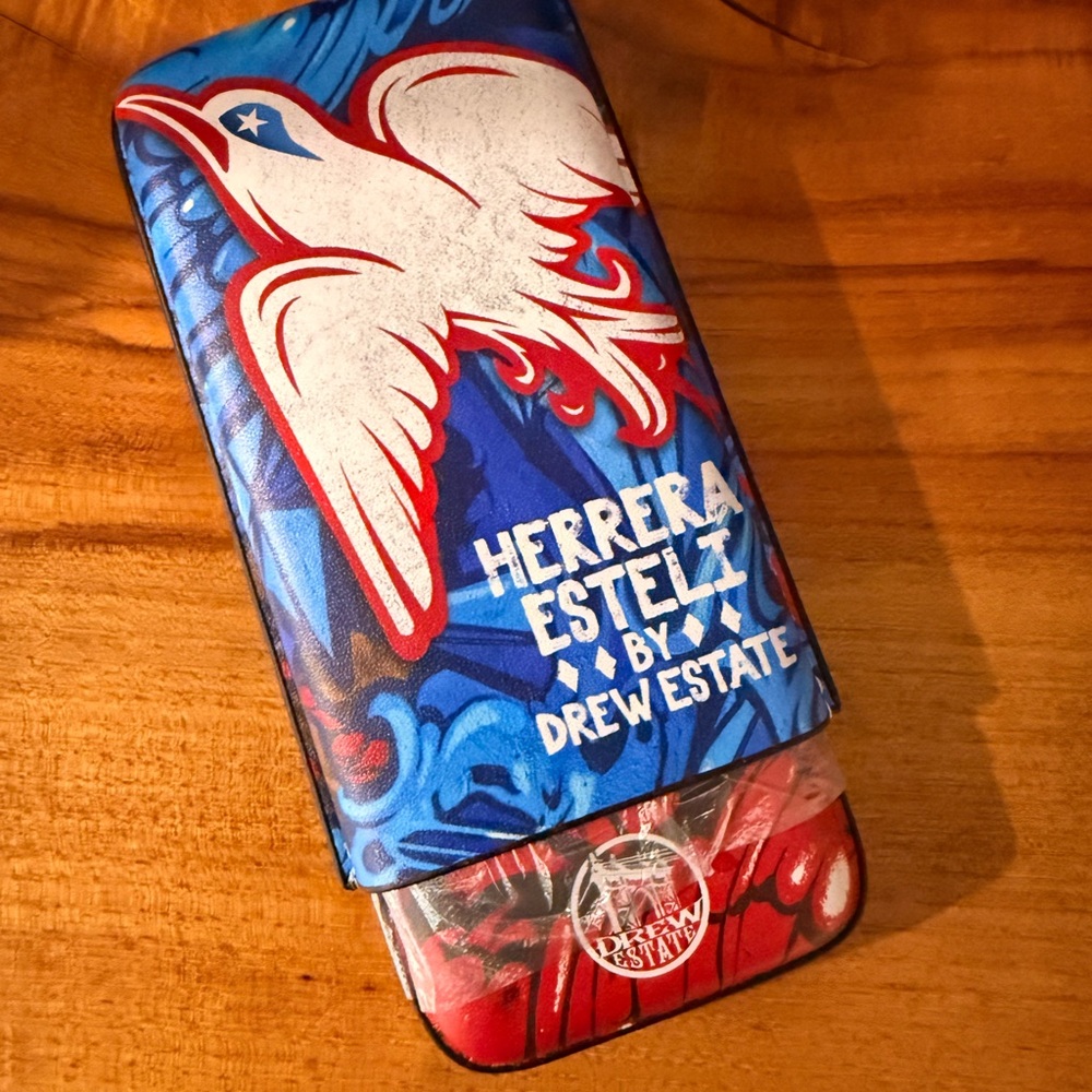 Herrera Esteli by Drew Estate 3-Finger Travel Cigar Case